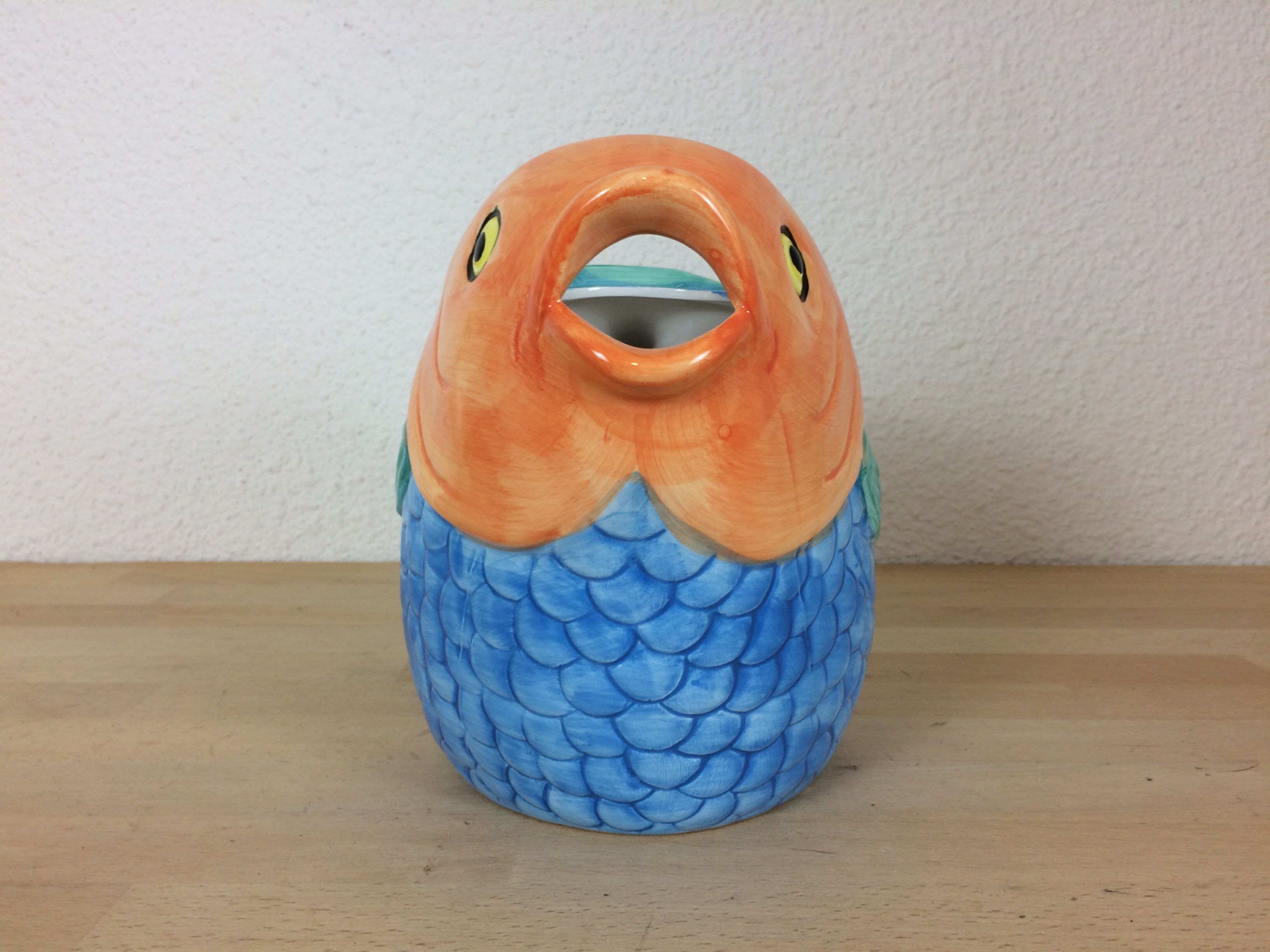 Pitcher fish zoomorphic barbotine