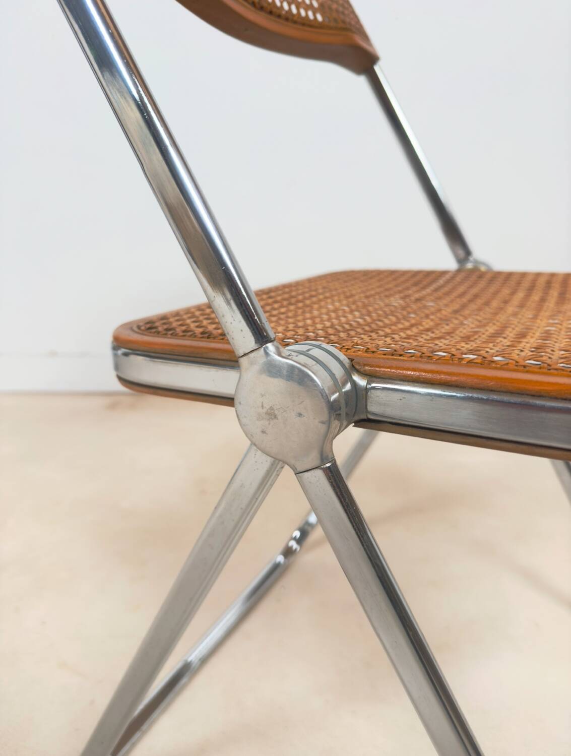 Ensemble de 5 chaises « Plia » par Giancarlo Piretti pour Castelli