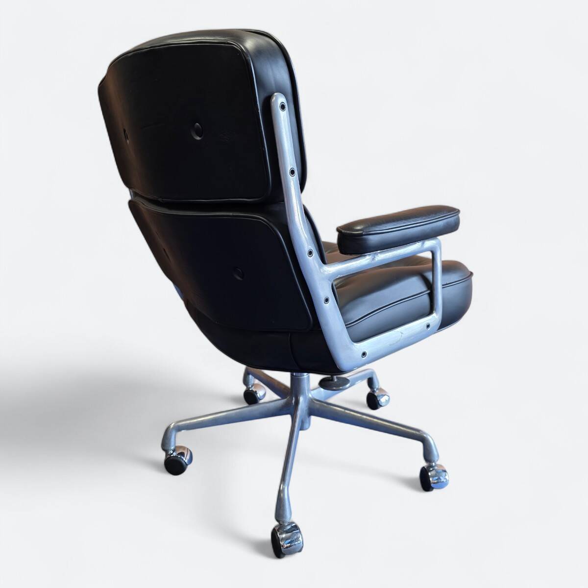 Black Herman Miller Original Eames Time Life Desk Chair