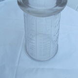 Mougin measuring glass