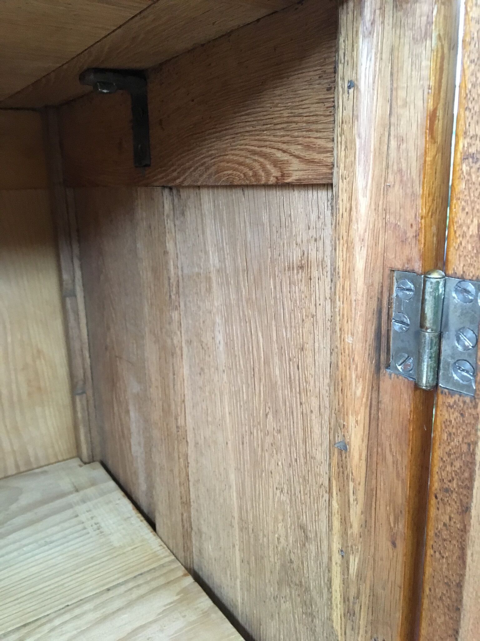 Asymmetrical parisian wardrobe