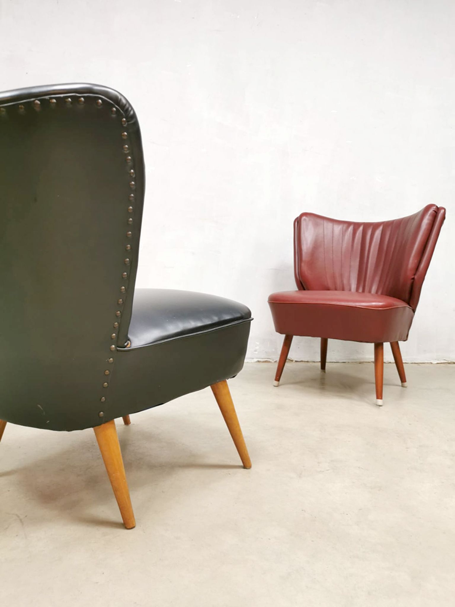 Vintage Expo club chair Artifort black