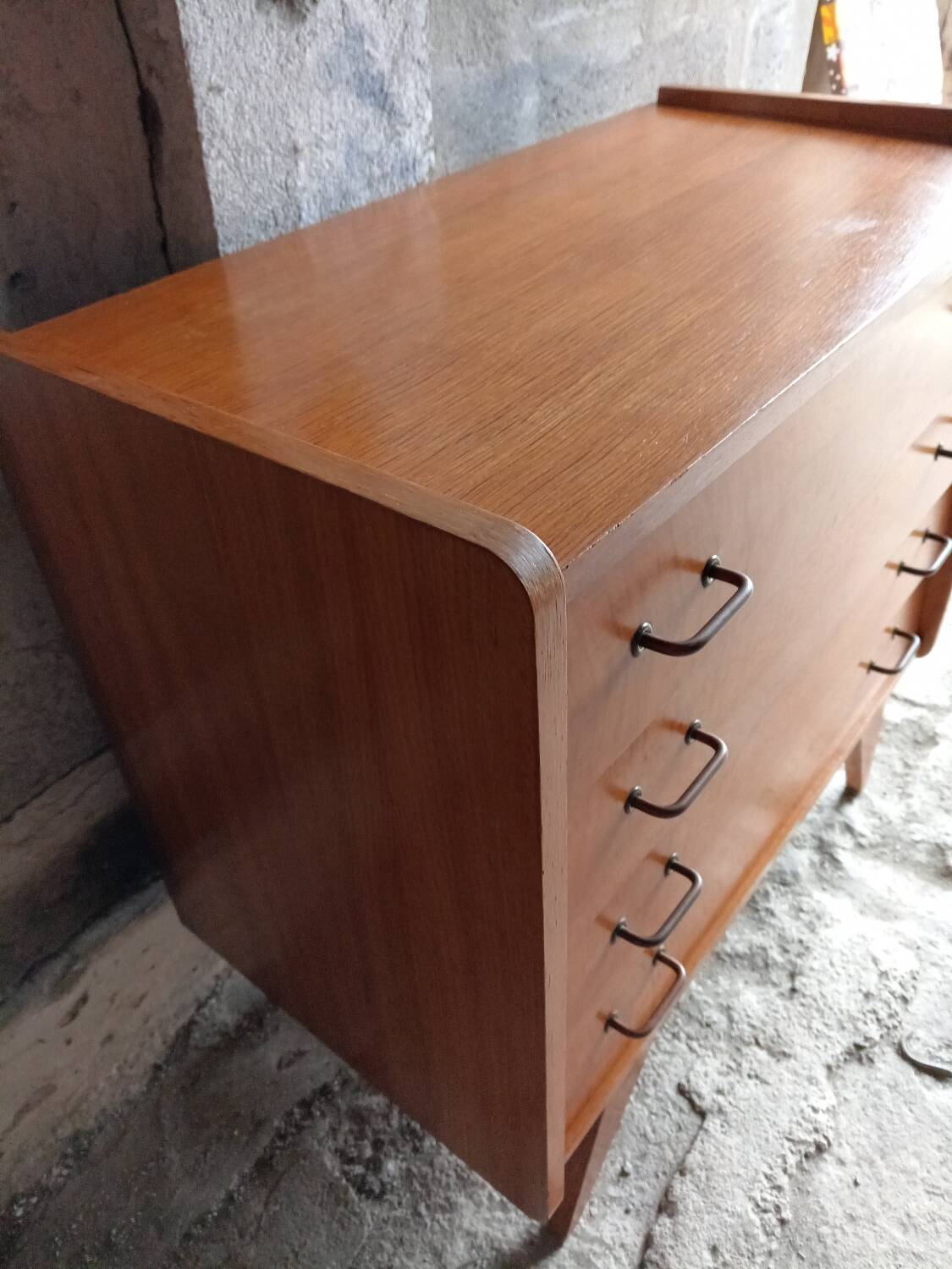 Vintage chest of drawers