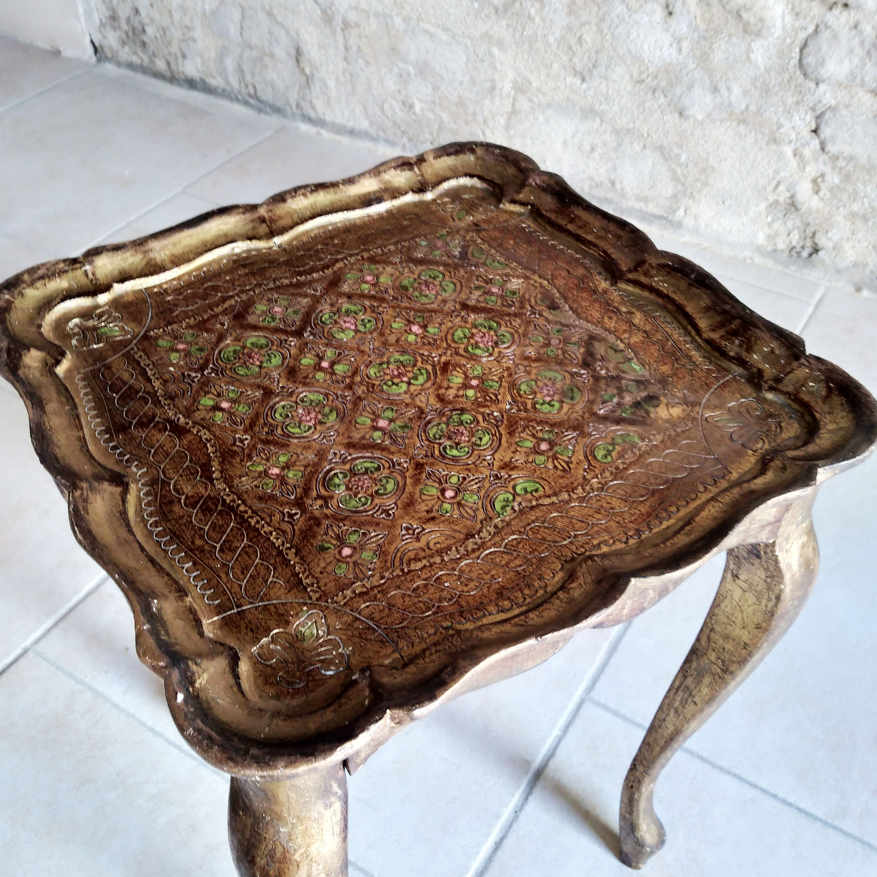 Golden venetian table