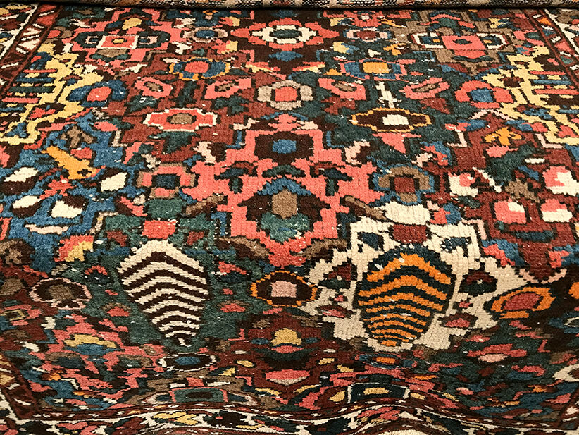 220 x 133 cm Persian wool rug