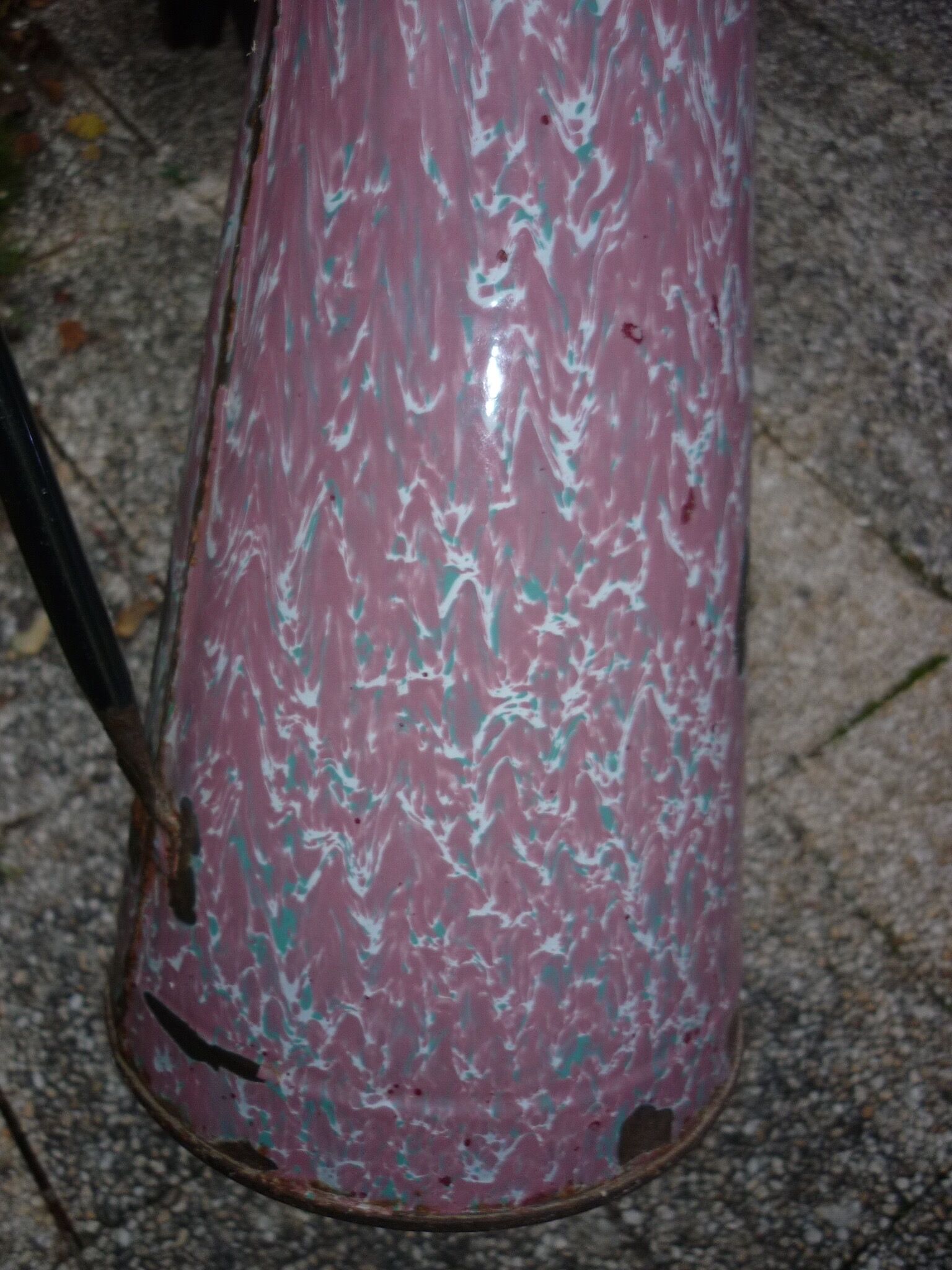 38 cm enamelled iron handle bro