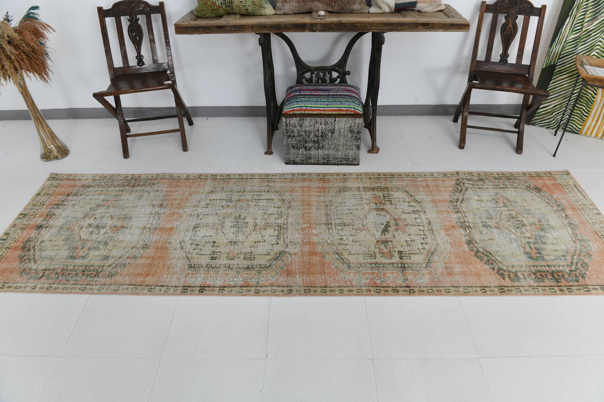 3x10 57s Antique Vintage Runner Rug, 91x318Cm