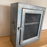 Armoire métal