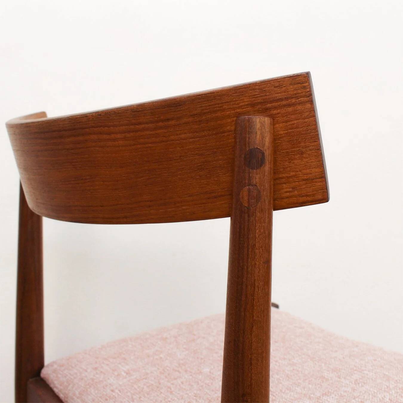 Set of 2 teak chairs by Wiesner-Hager.