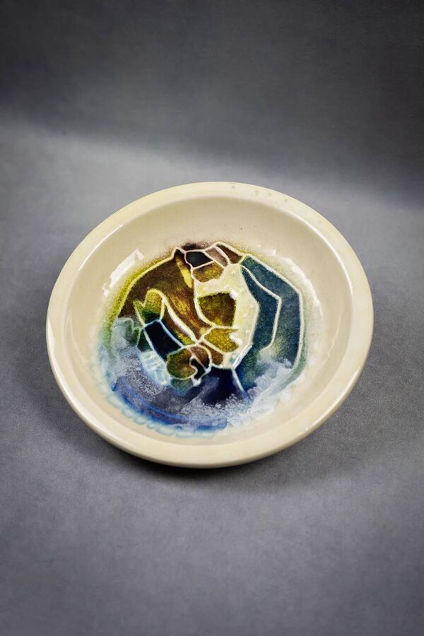 Accolay – assiette faïence émaillée décor abstrait en Cépamine – années 70