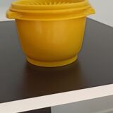 Set of tupperwares 70s