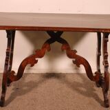 Table en noyer de la Renaissance italienne du 17e siècle