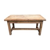 Table basse en chêne massif