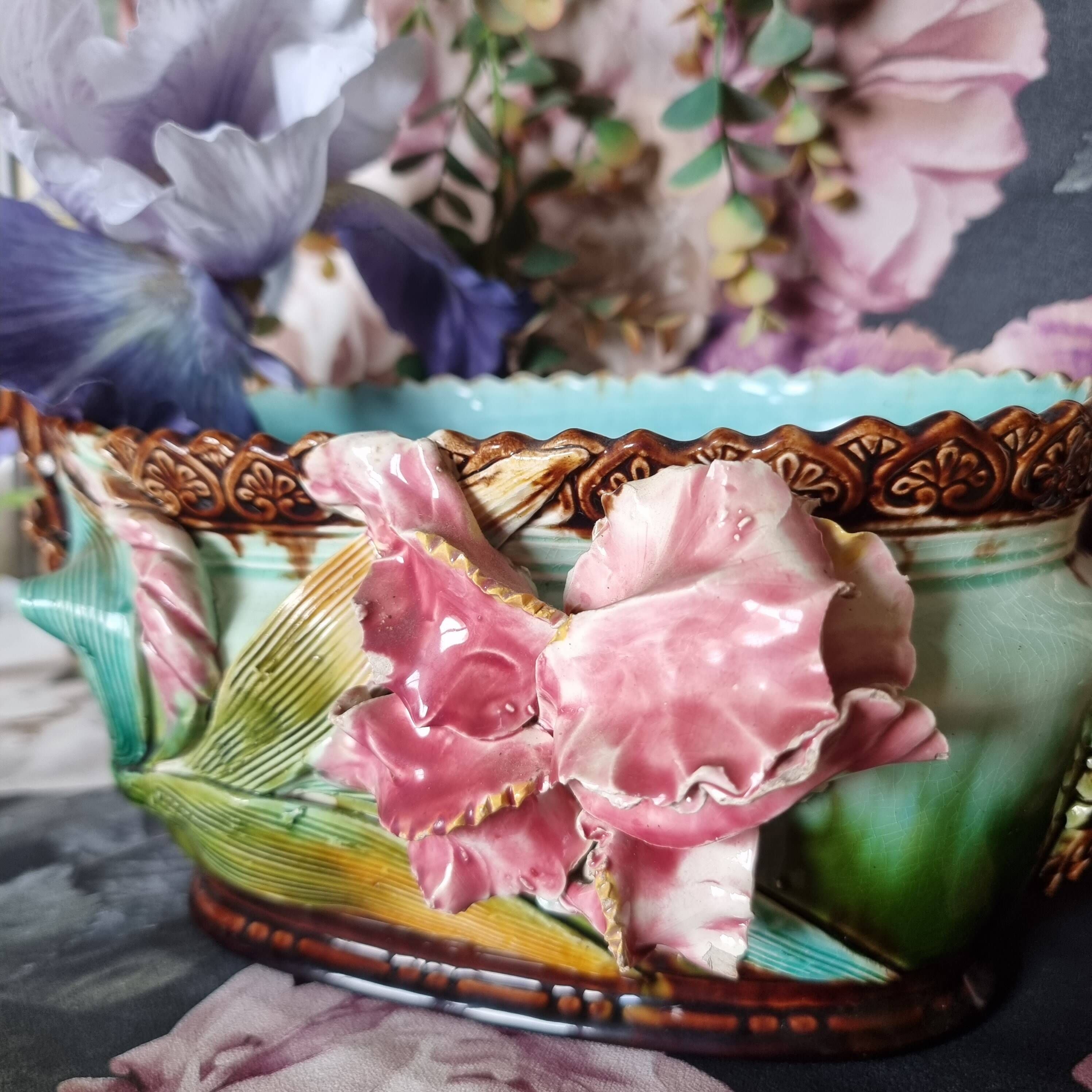 19th century French Art Nouveau planter in barbonite ceramic and m