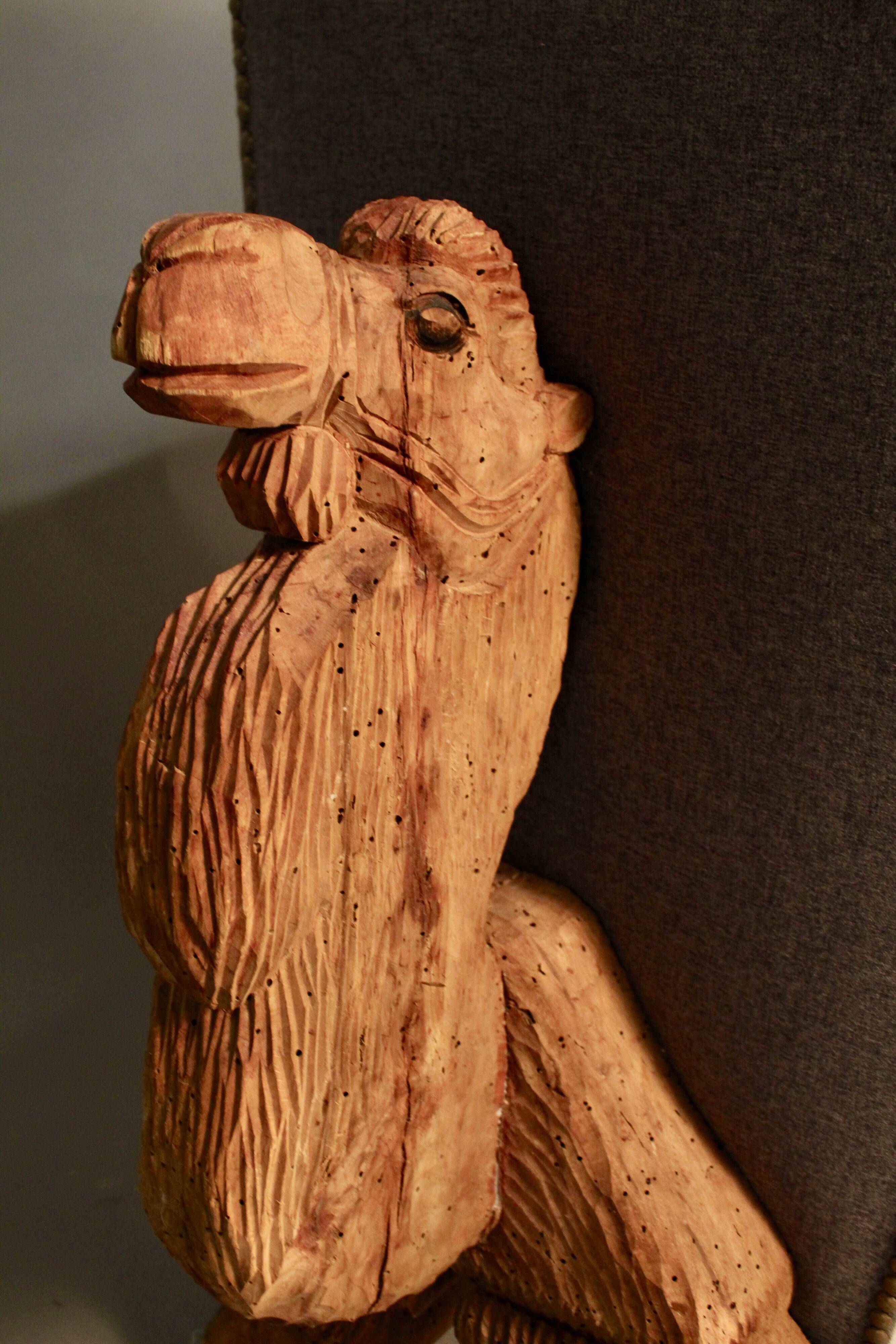 Modern bar at decor de camels