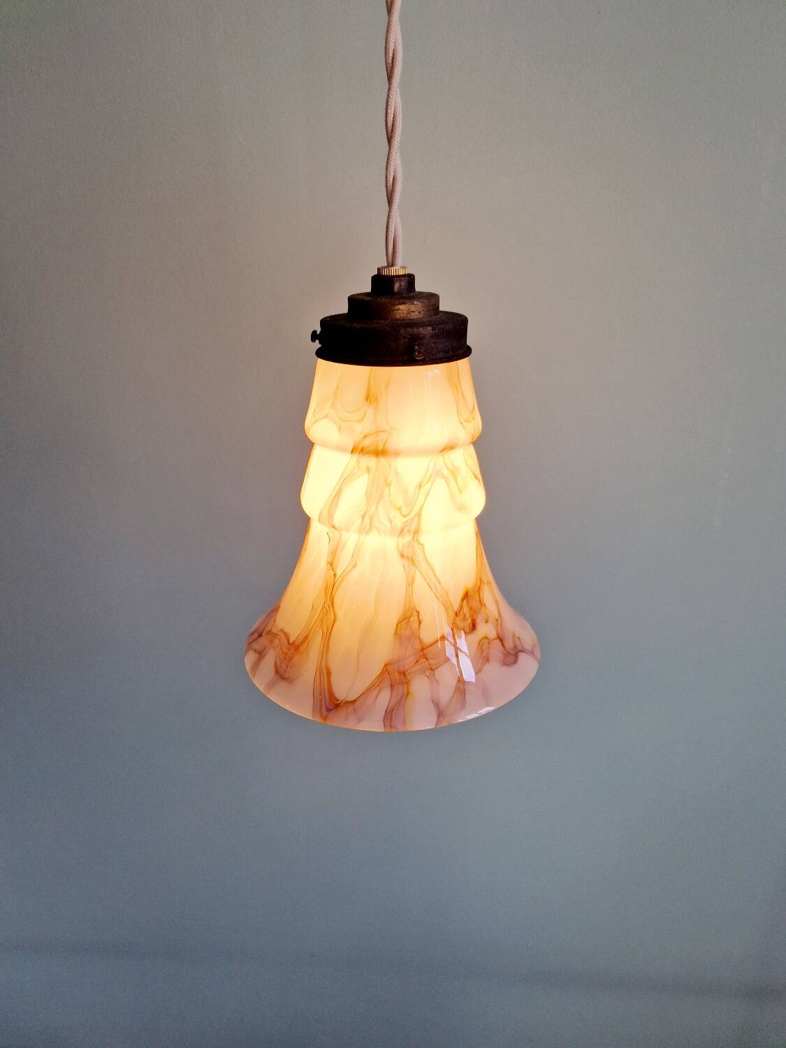 Art Deco pendant light in pink marbled opaline (4 available)