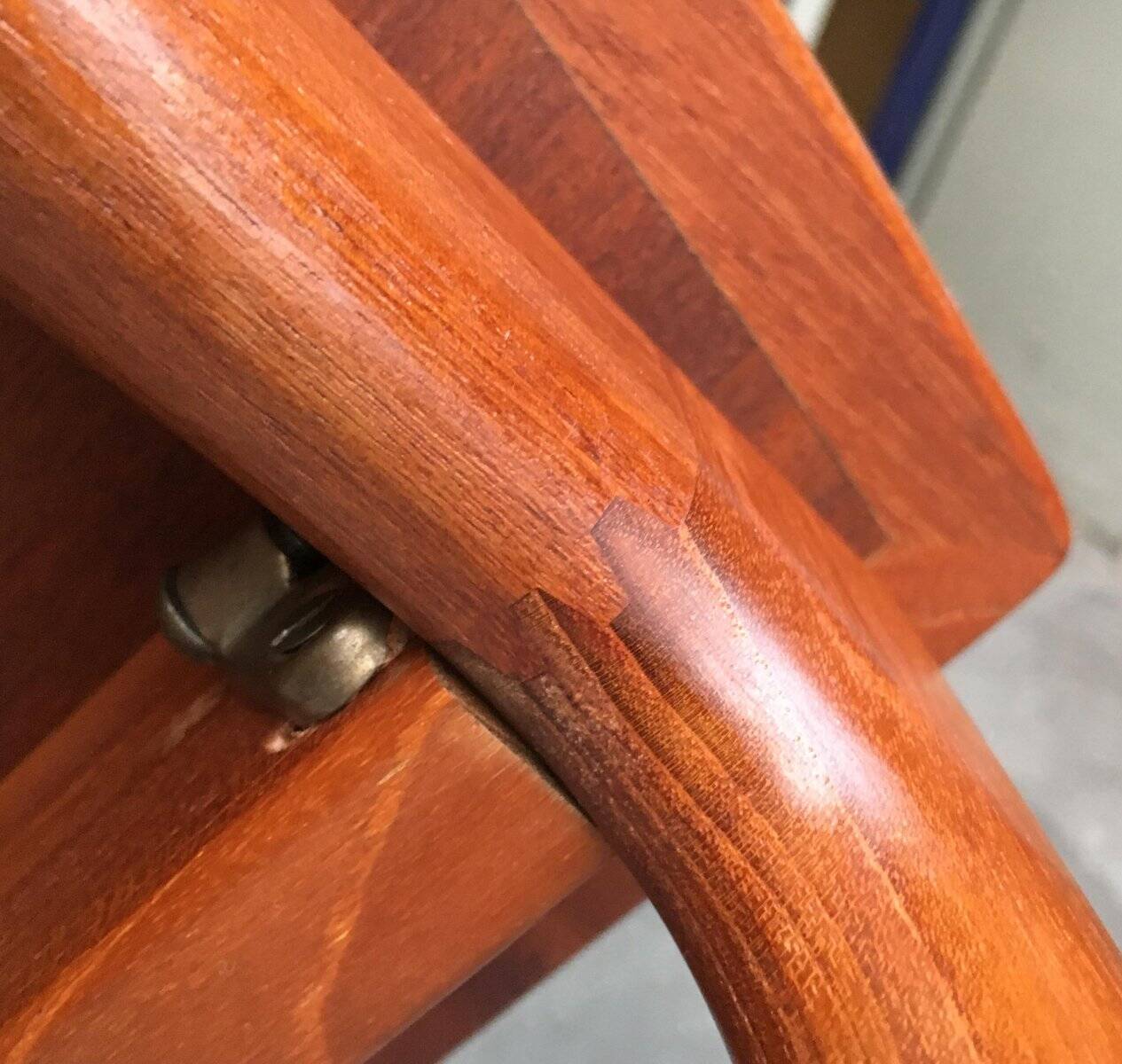 Mid-century teak coffee table by Ole Wanscher for Poul Jeppesens Møbelfabrik.