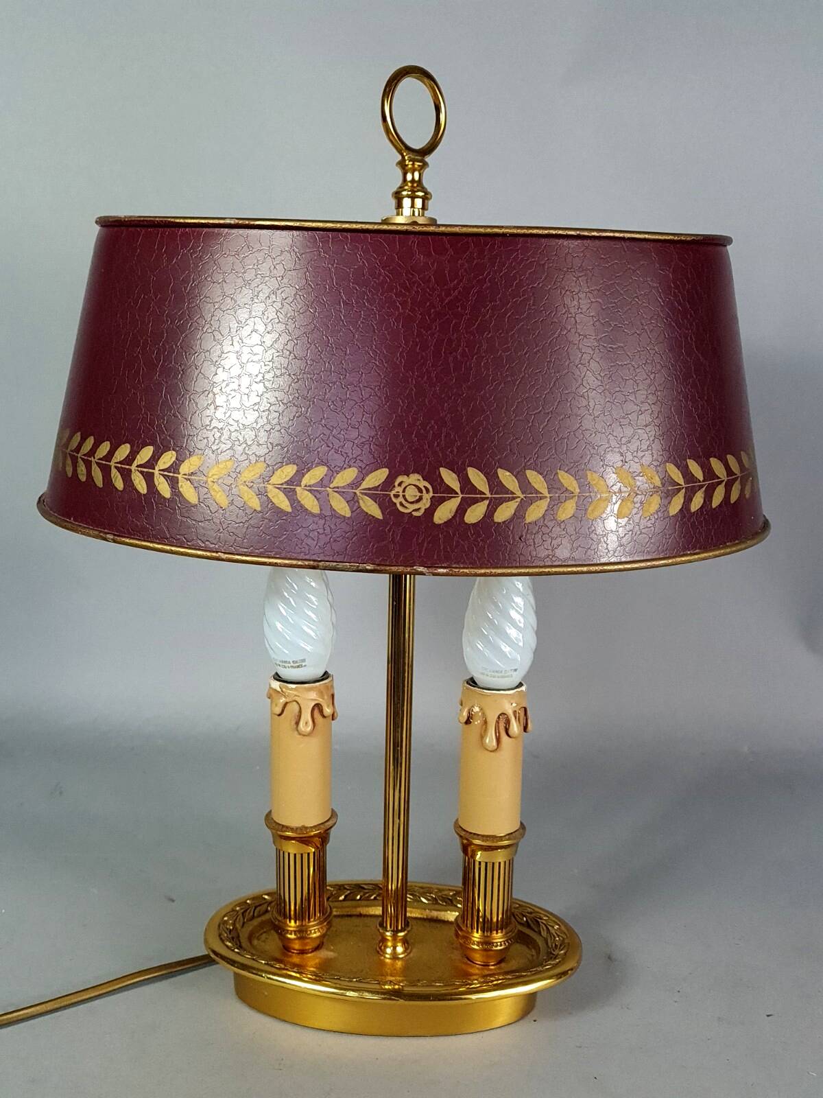 Lampe bouillote style Empire bronze doré abat-jour métal bordeaux C548