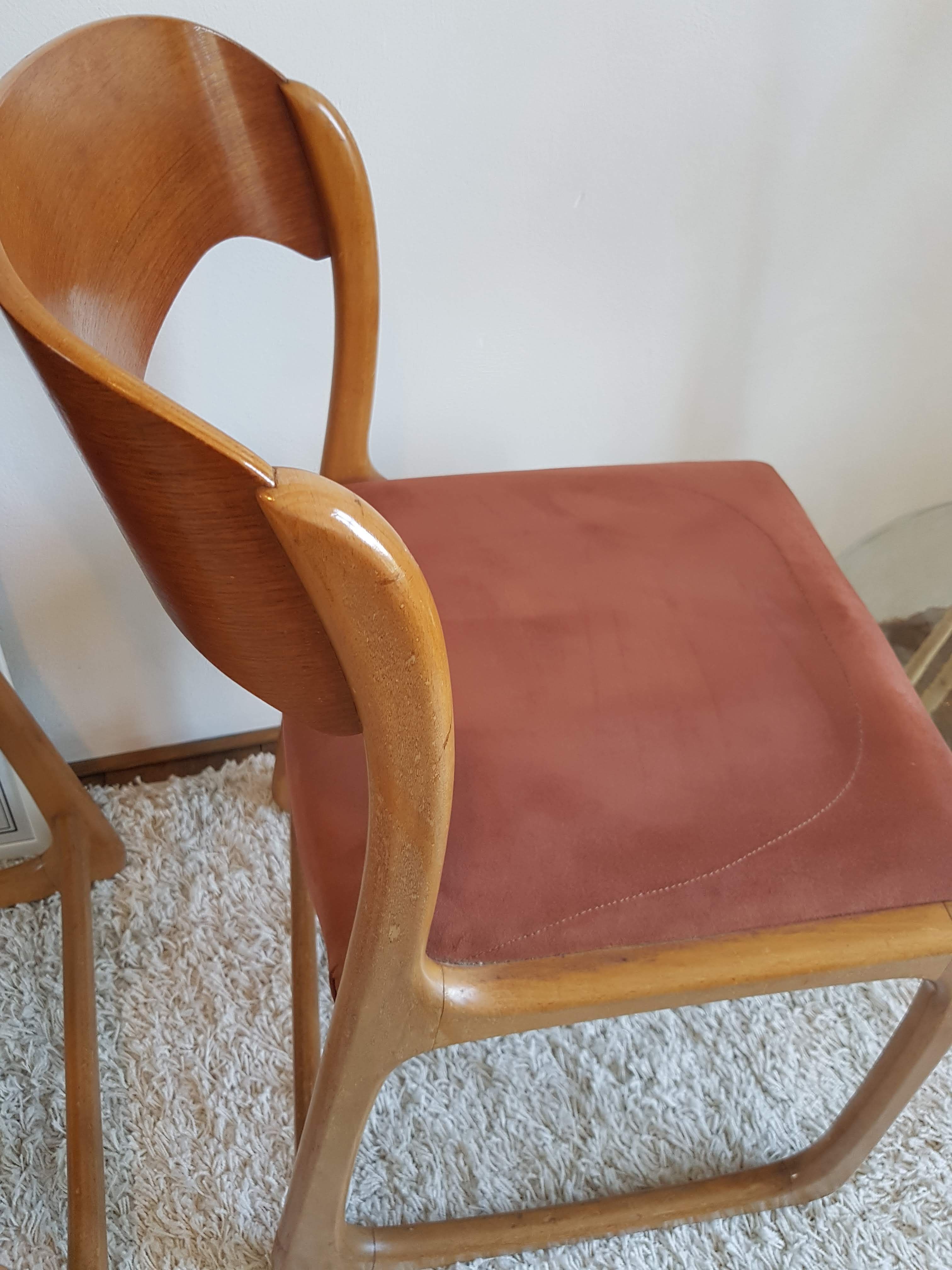 Suite de 4 chaises traineaux Baumann, 1960