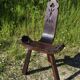 Chaise tripode brutaliste