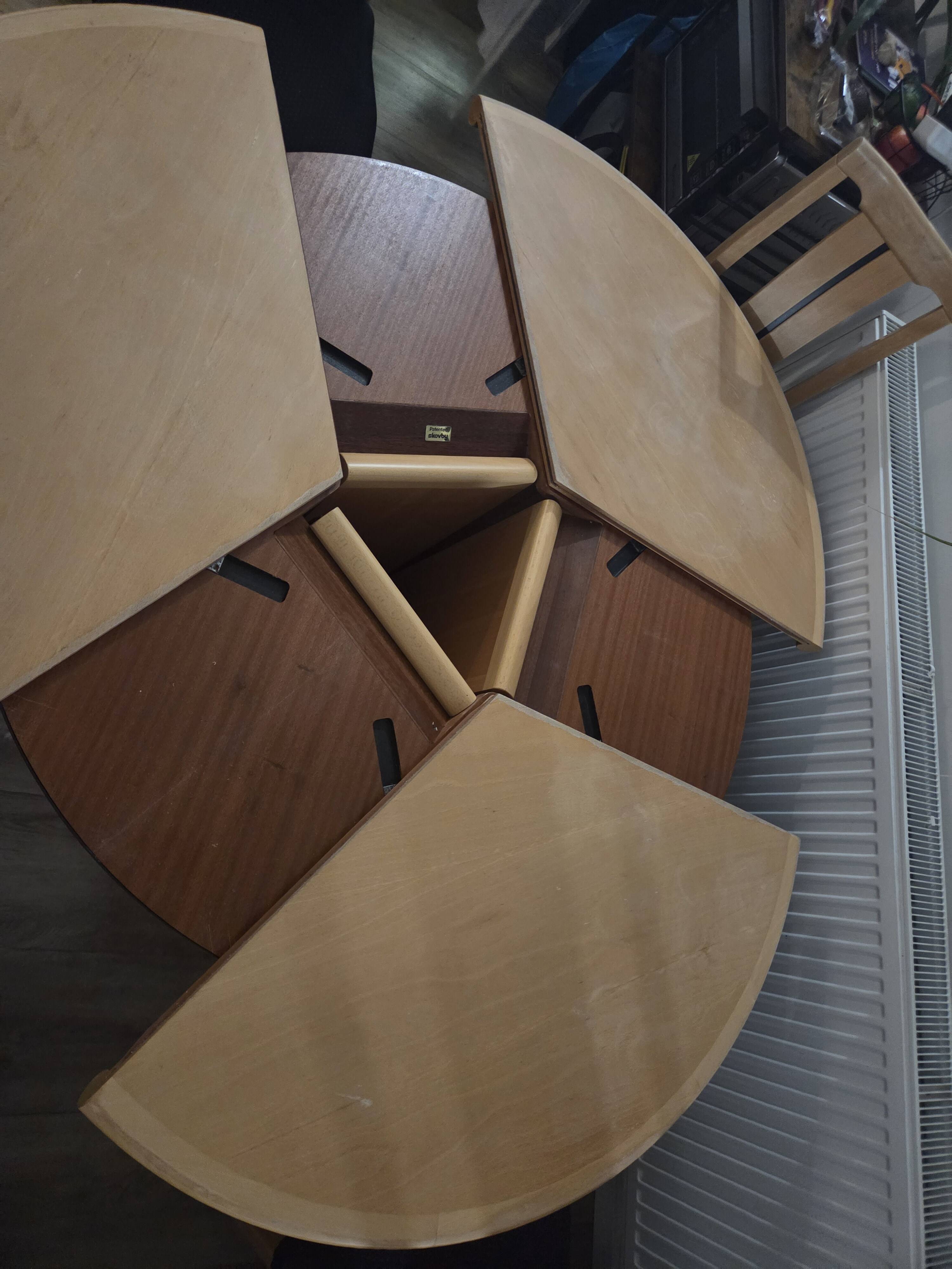 Skovby SM32 expanding dining table + 6 chairs