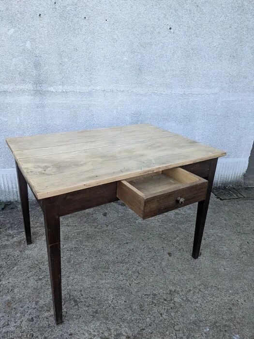 Farmhouse table