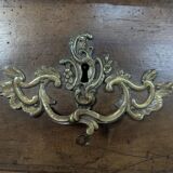 18th century solid walnut chest of drawers