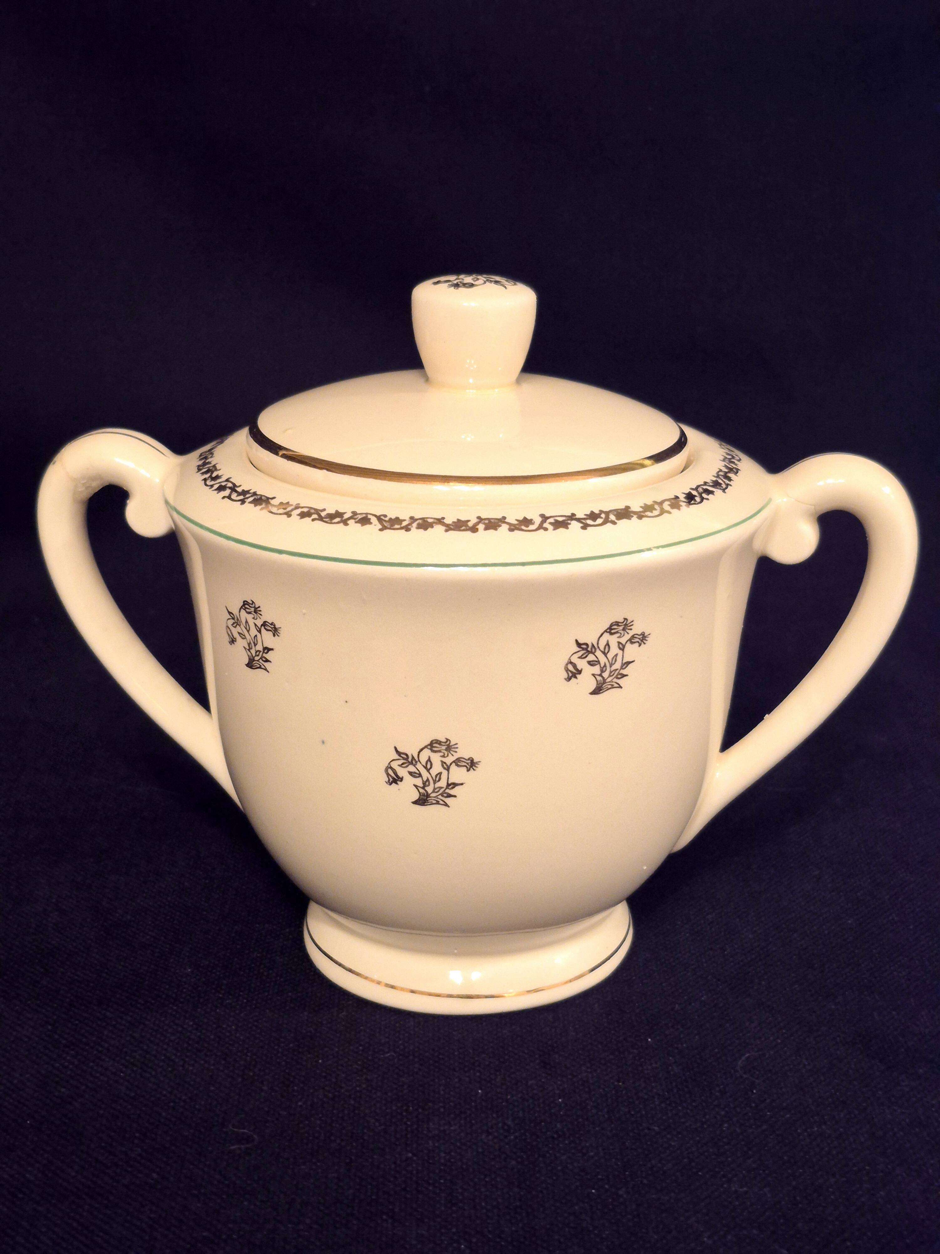 Antique sugar bowl, in Gien earthenware, Model Valence A040