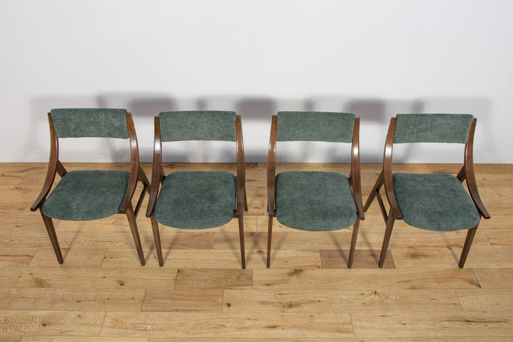 Ski jumper chairs by Juliusz Kędziorek for Zamojska, Poland, 1970s, set of 4
