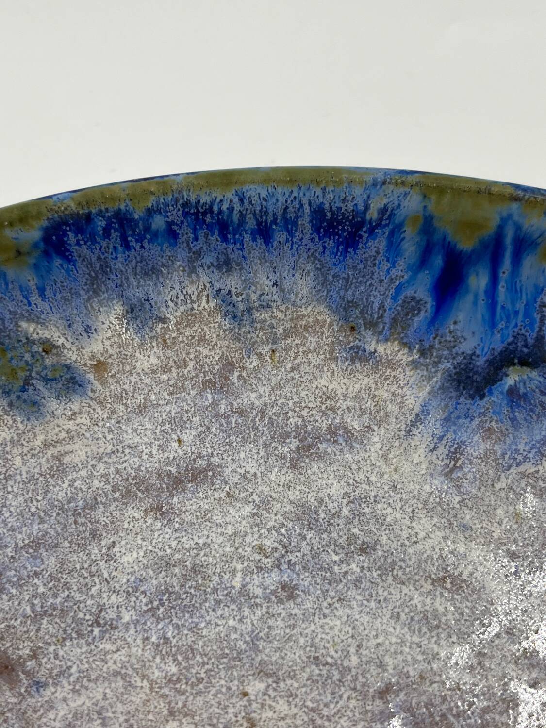 Set of 2 earthenware soup plates