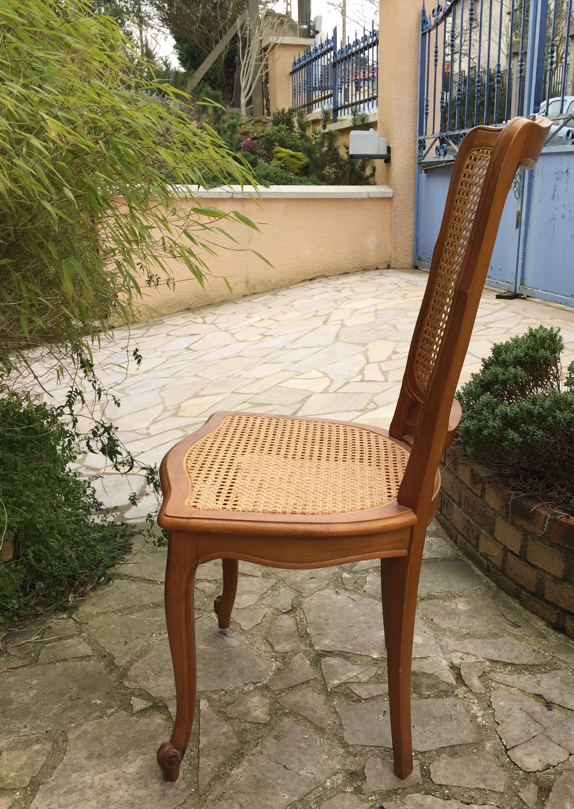 Ensemble de 4 chaises canées