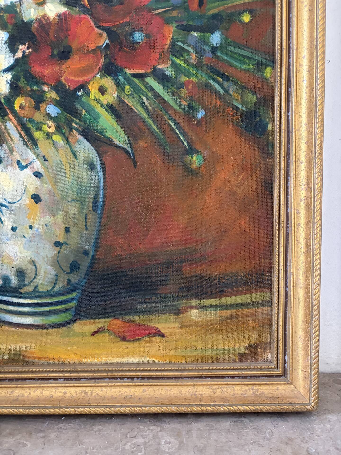 Wildflower bouquet, oil on panel signed Toutaiy.