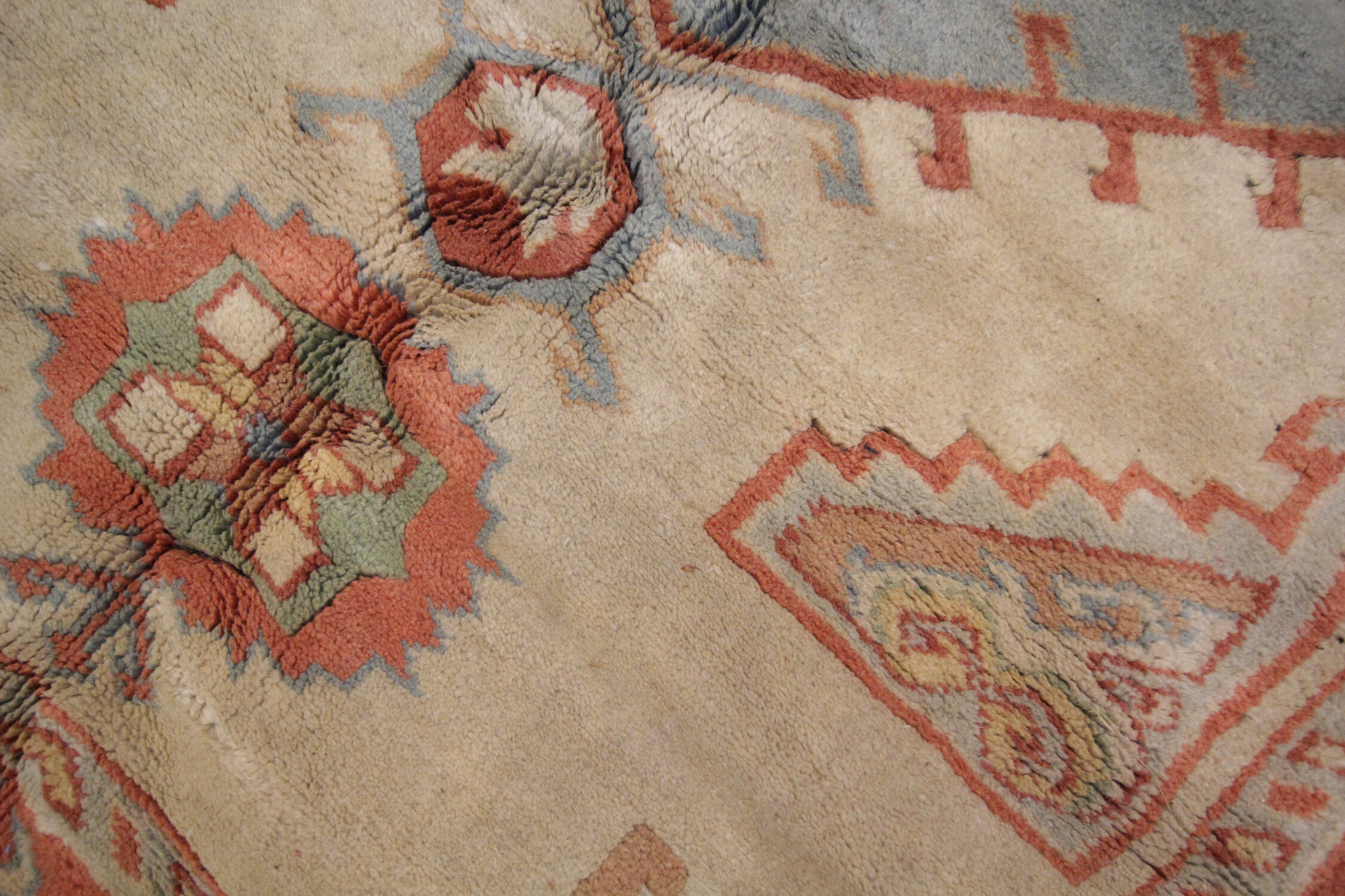 Handwoven antique turkish carpet, classic wool rug- 145x220cm