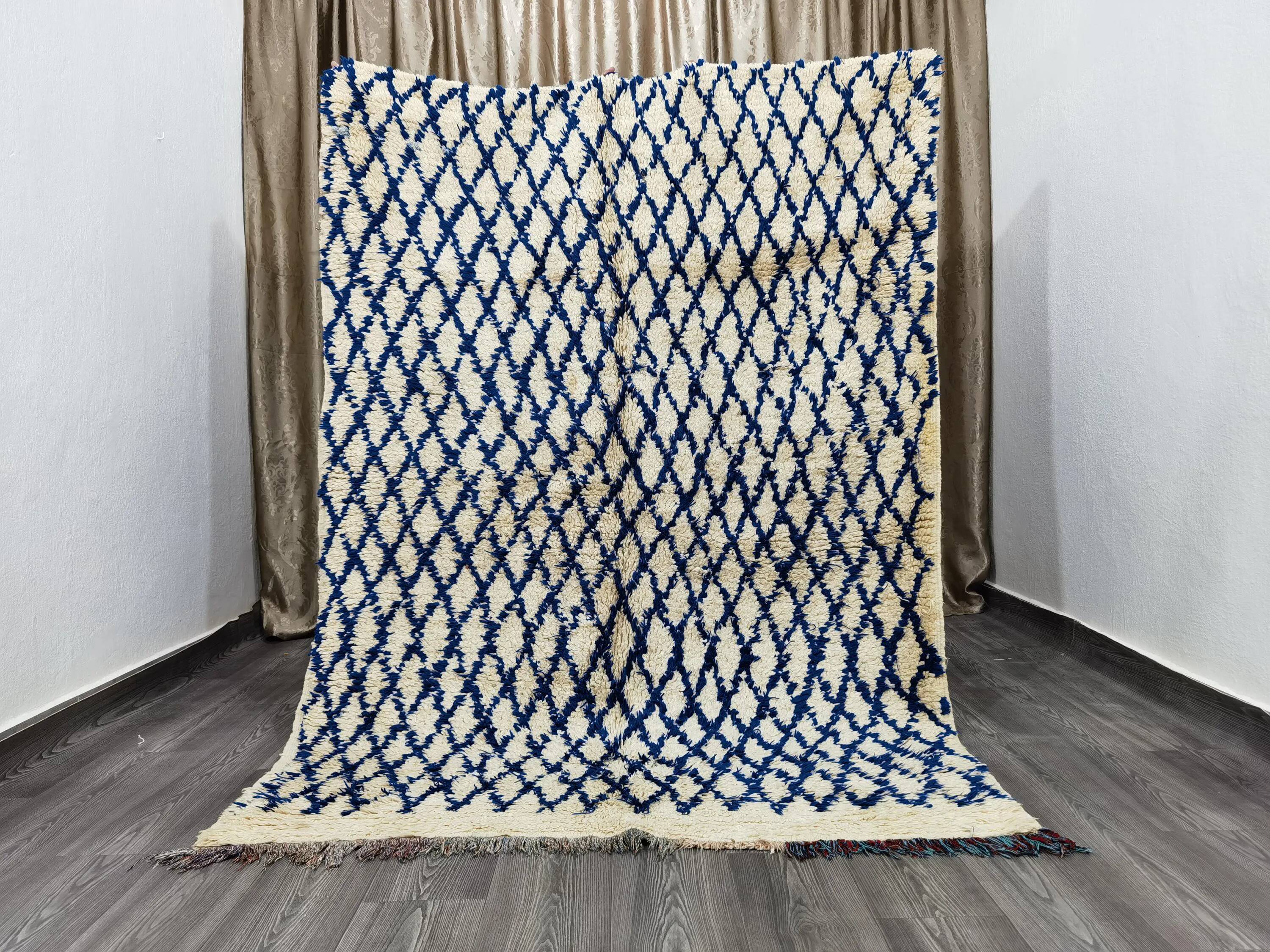 Large handmade Berber rug 2.5x1.5 m