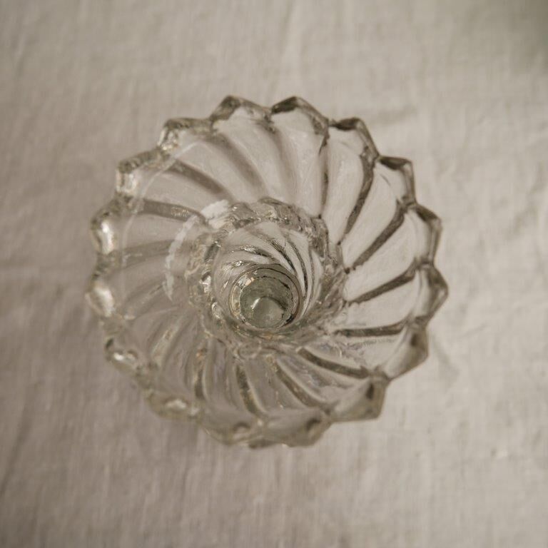 Set of 2 glass candle holders