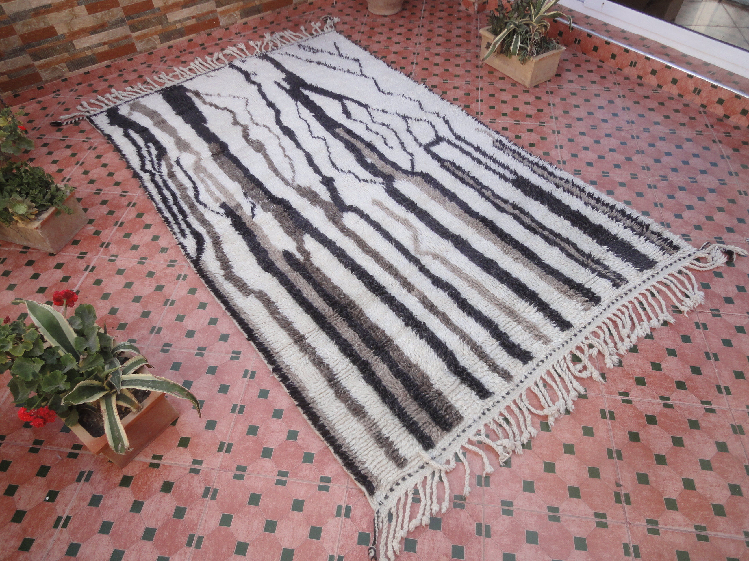 Carpet beni ourain 245 x 149 cm