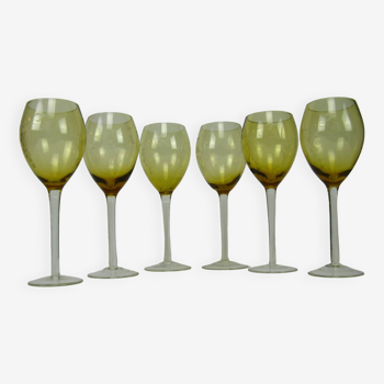 6 cut glass stemmed glasses, decorated with grapes