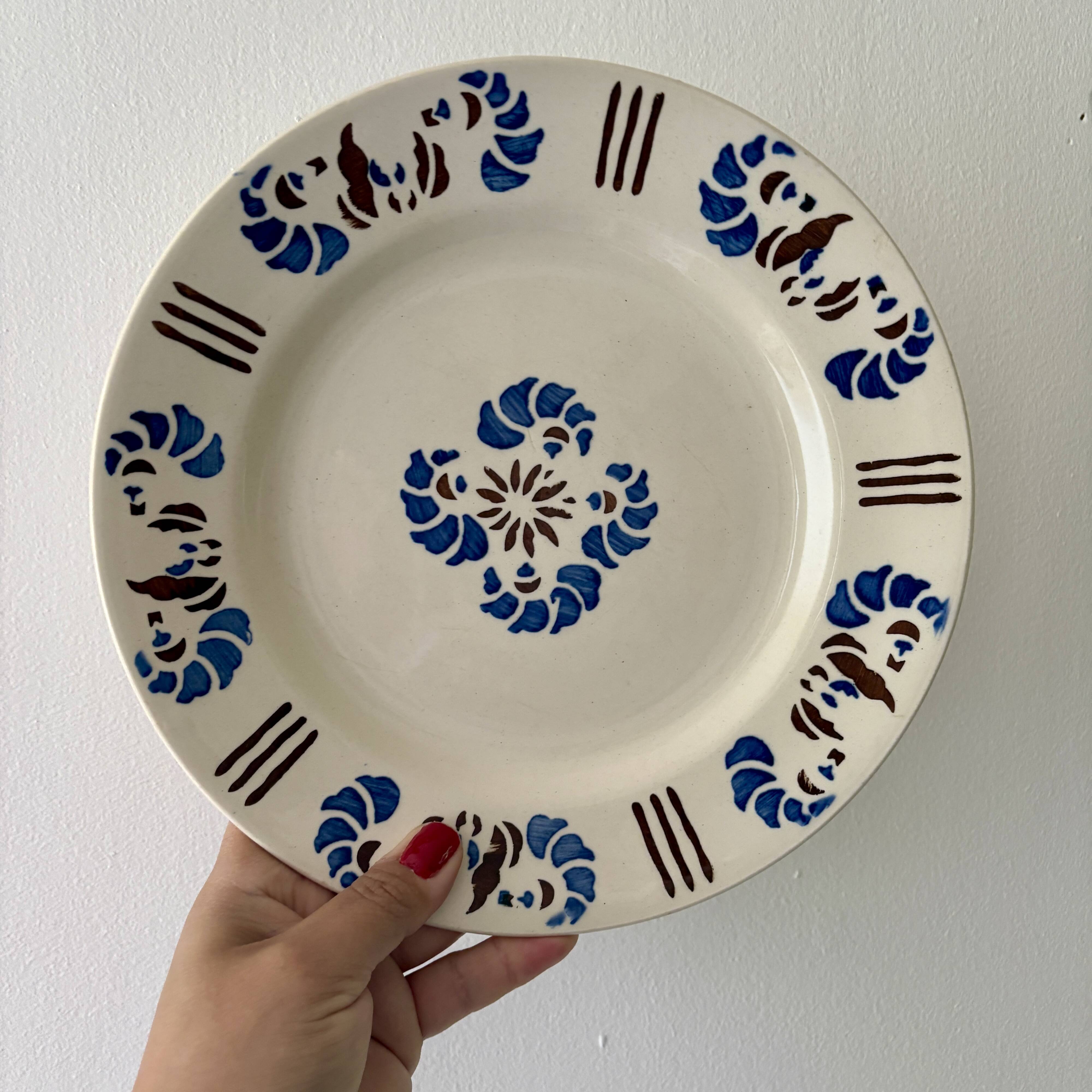 set of 10 antique flat plates model Laval