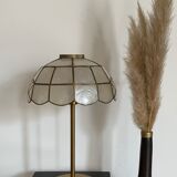Table lamp with a vintage mother-of-pearl lampshade set