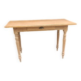 Table ancienne en chêne clair, pieds tournés – esprit campagne chic