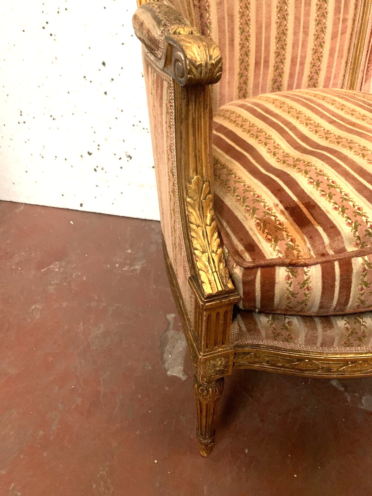 Louis xvi style shepherdess in gilded wood xx century