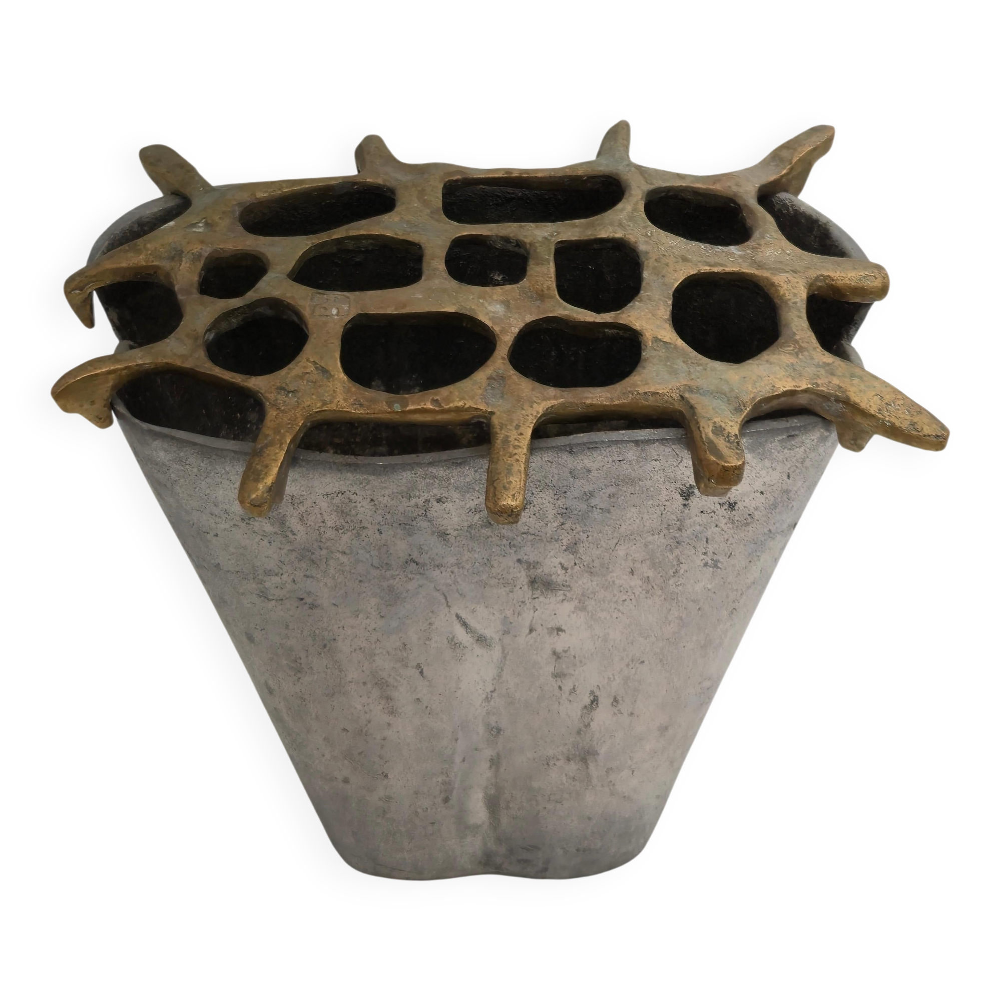 David Marshall, large urn / decorative vase, brutalist style, late 20th century.