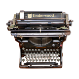 Underwood typewriter early twentieth century