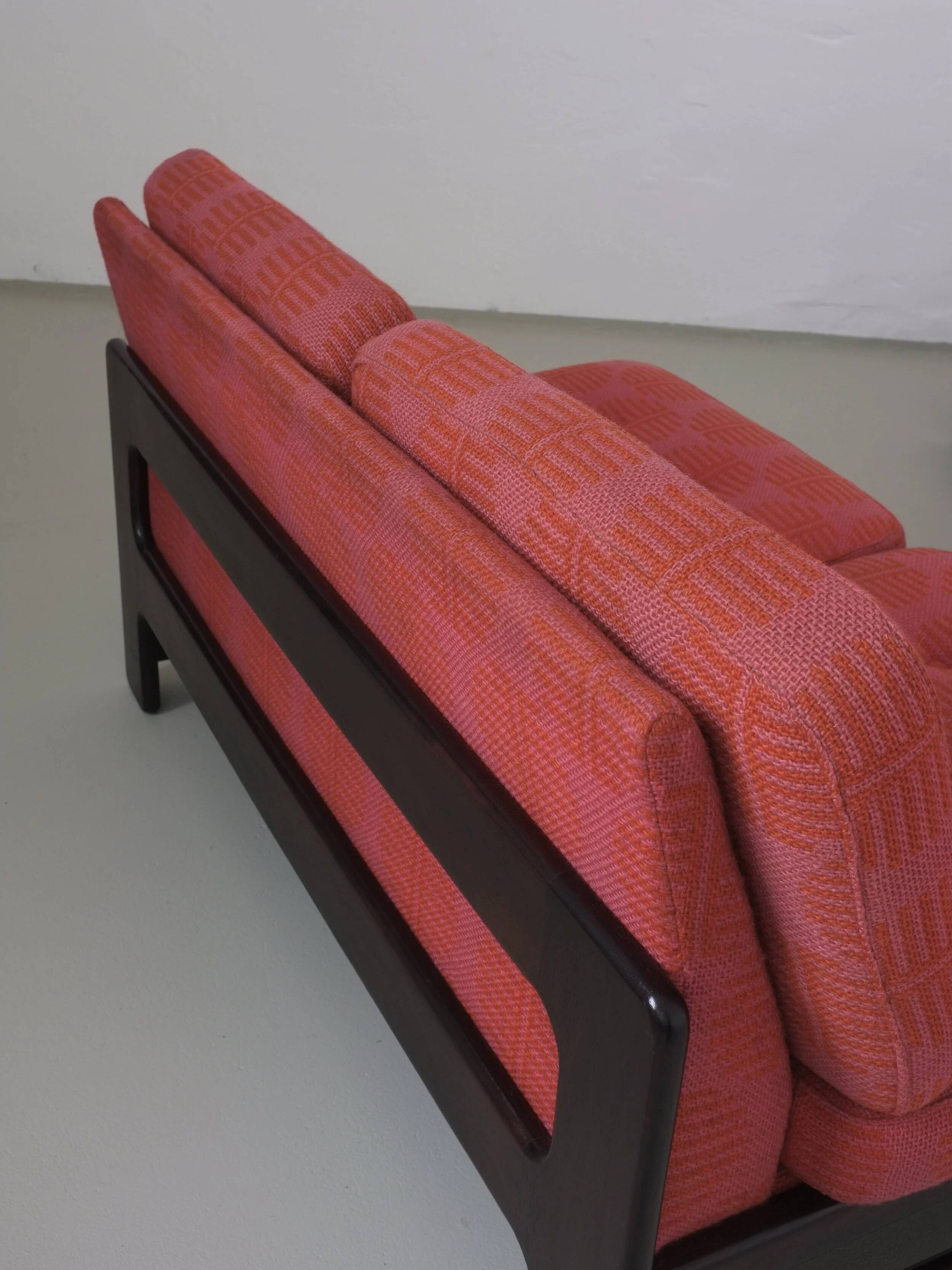 Ensemble de canapés bas modulables fuchsia style années 60