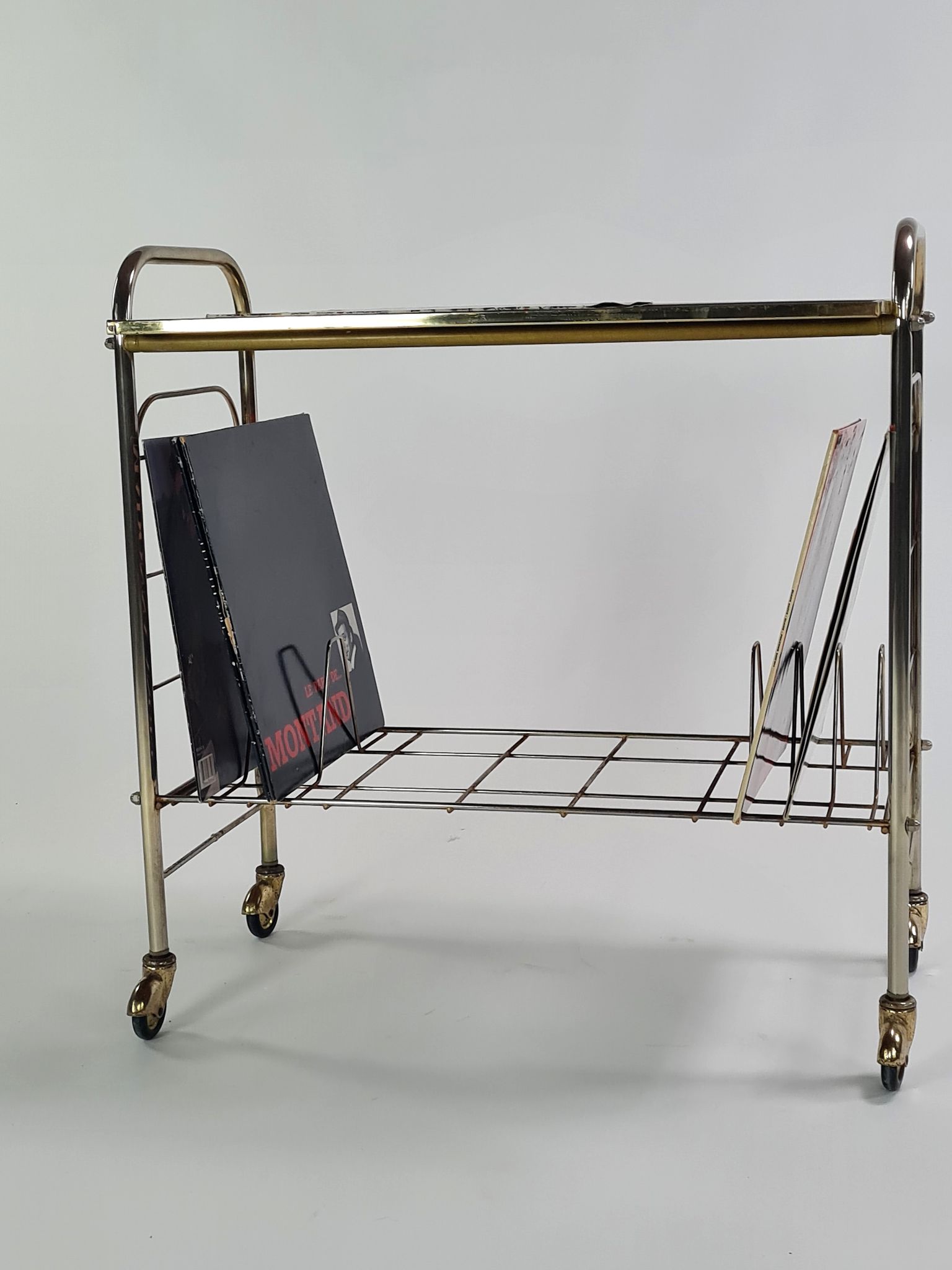 Meuble Hi_Fi, laiton et velours noir, circa 1970