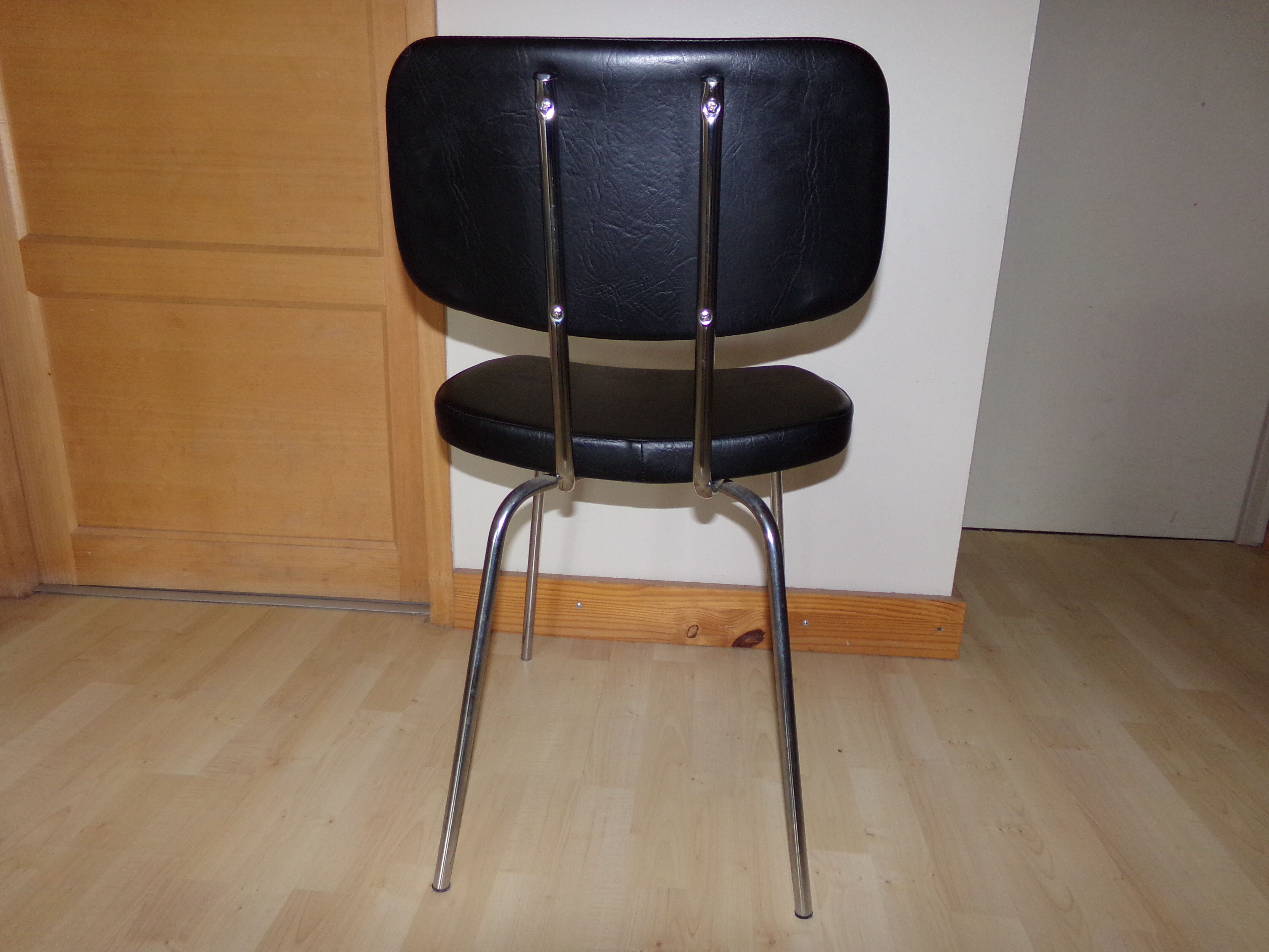 Chair faux leather black