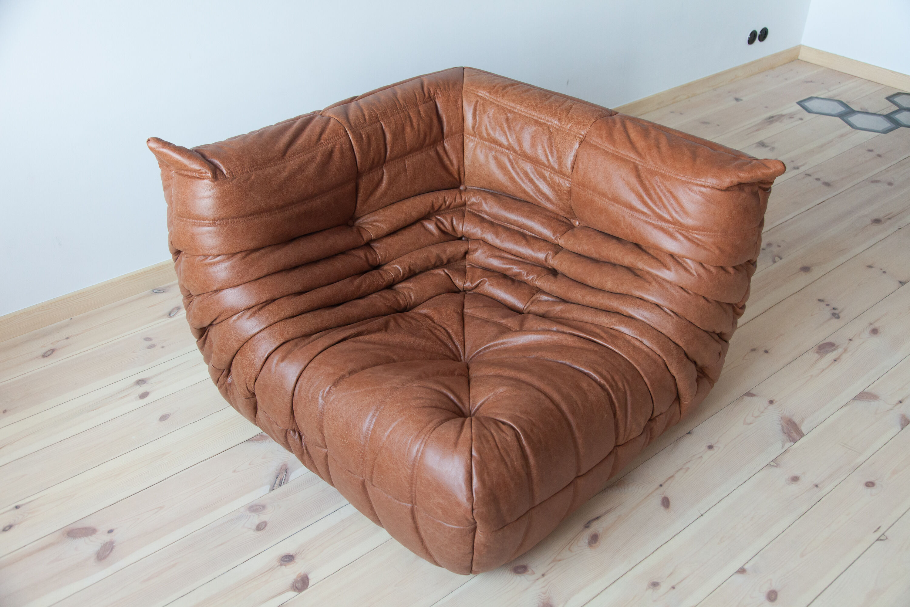 Togo sofa set model designed by Michel Ducaroy 1973