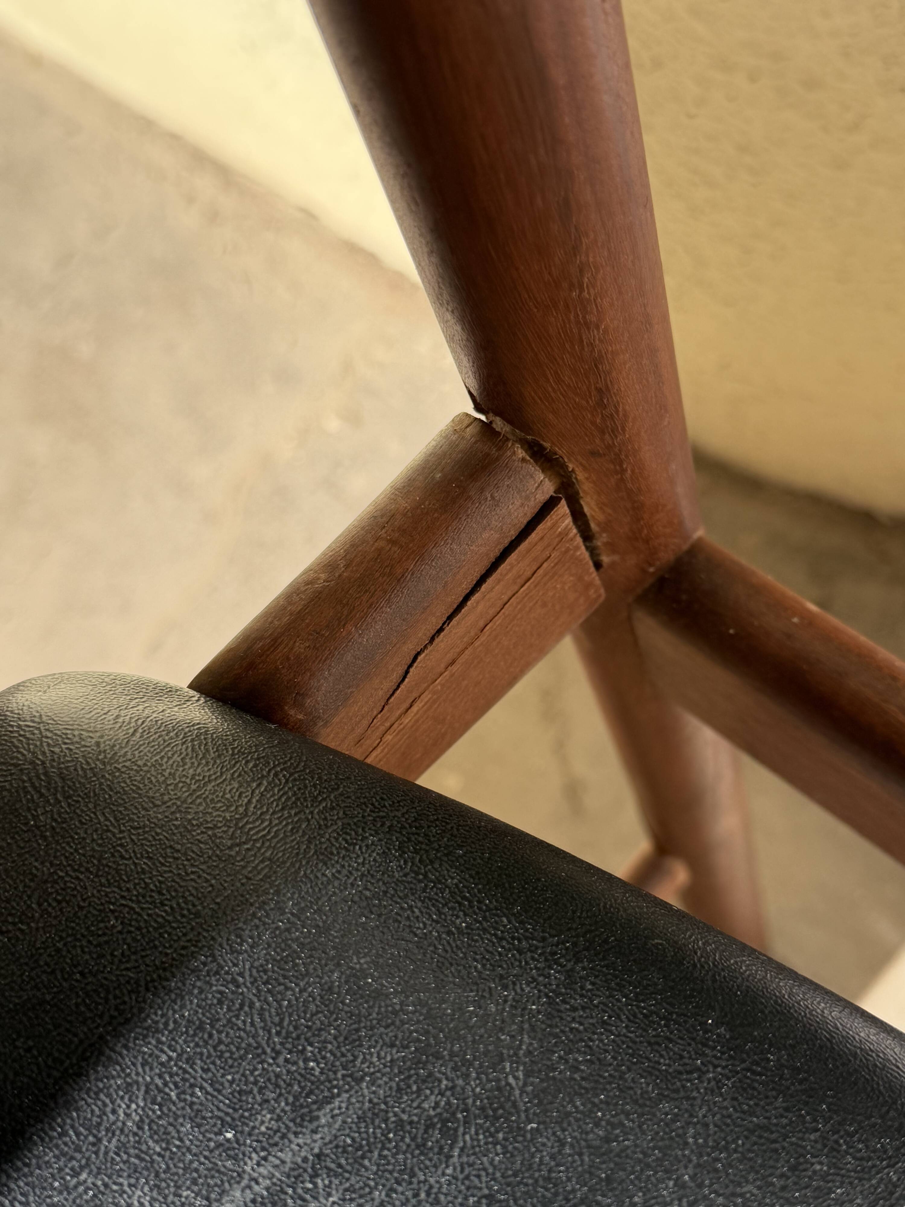 Set of 6 chairs Brand Gplan Danish design Kofod Larsen
