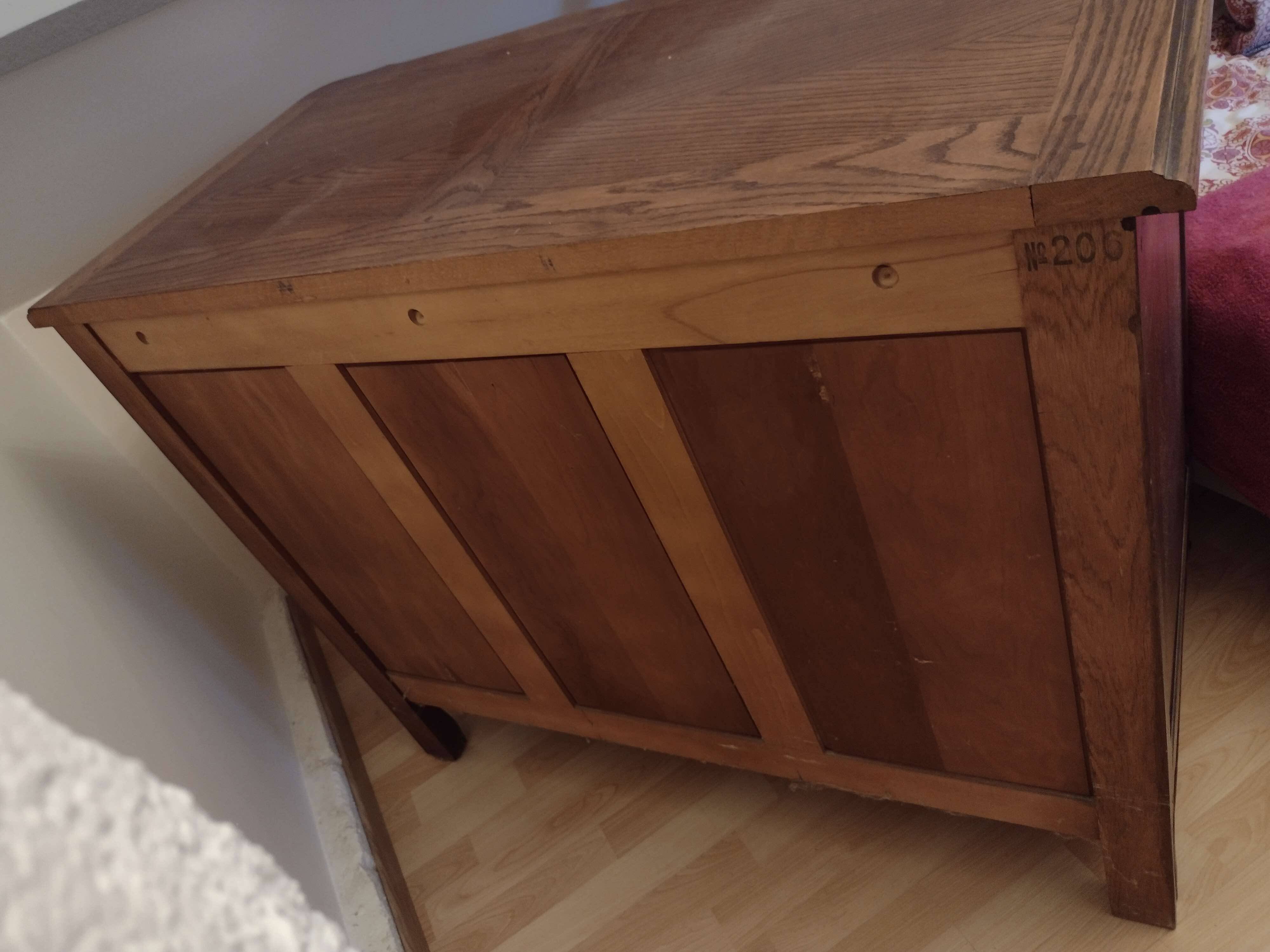 Commode ancienne