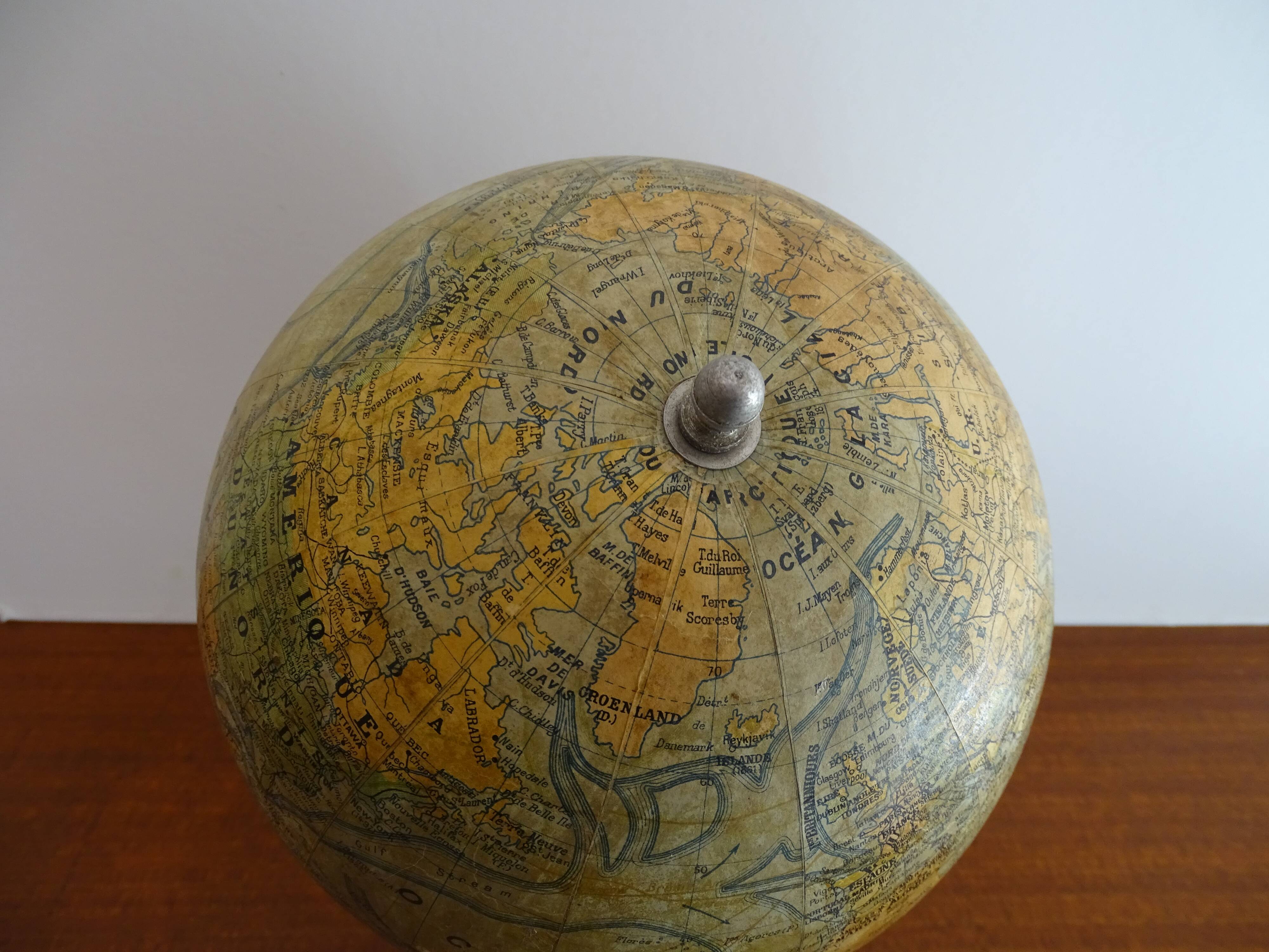 Terrestrial globe boiled cardboard J.Forest Girard Barrère & Thomas Ø 19.5 aluminum base